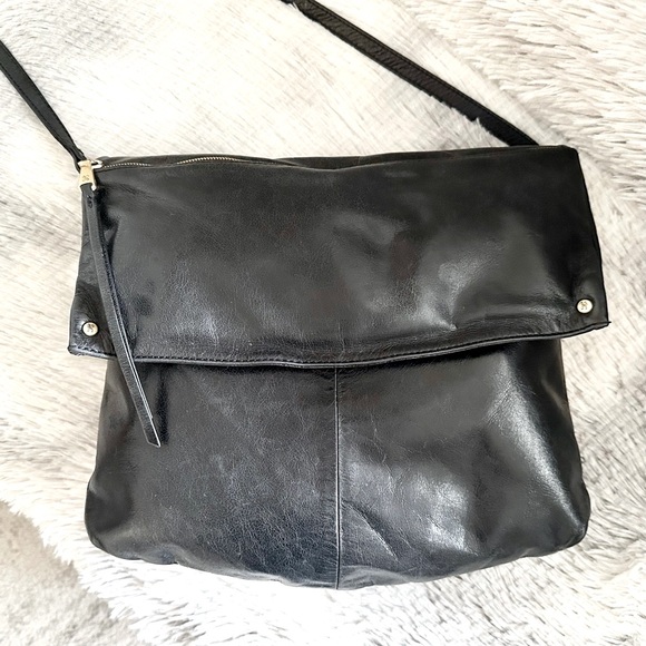 HOBO Handbags - HOBO Black Leather Crossbody Bag